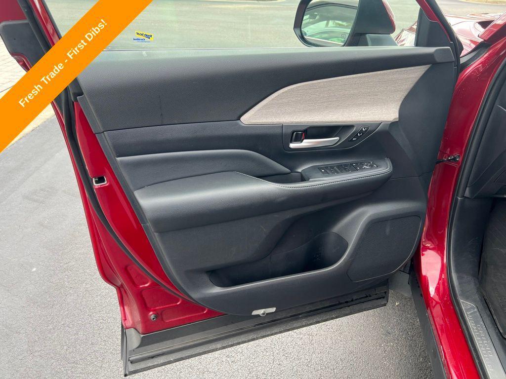 used 2024 Toyota Grand Highlander car, priced at $46,300