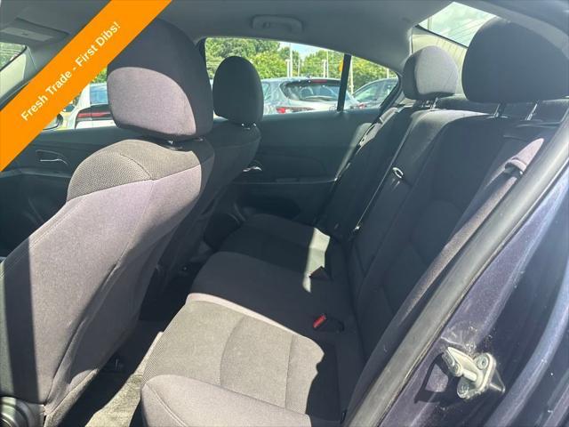 used 2014 Chevrolet Cruze car, priced at $8,200