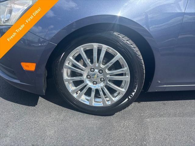 used 2014 Chevrolet Cruze car, priced at $8,200