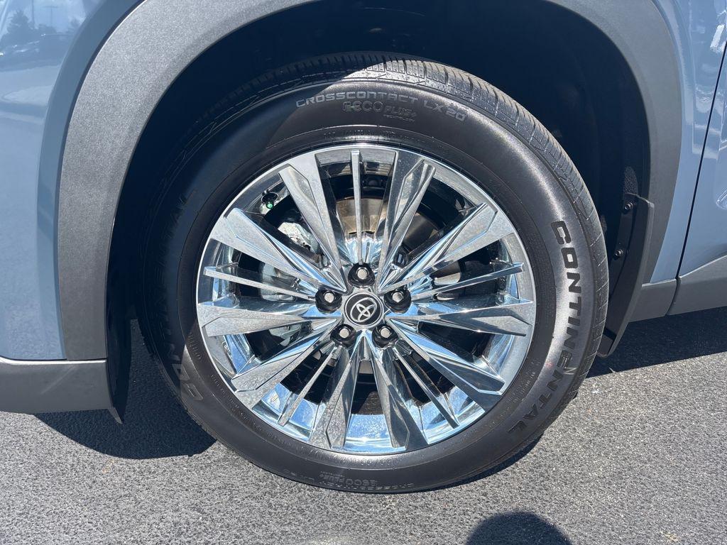 new 2026 Toyota Grand Highlander car, priced at $55,672