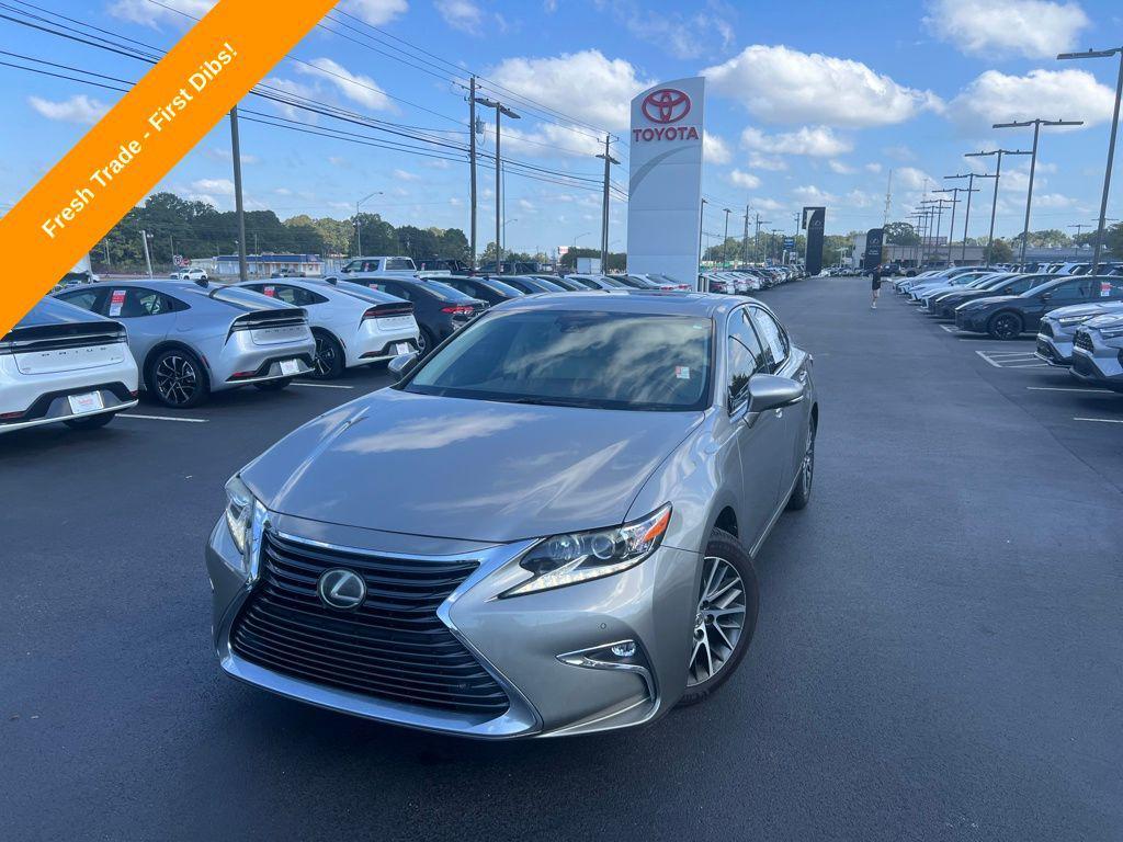 used 2017 Lexus ES 350 car, priced at $20,400
