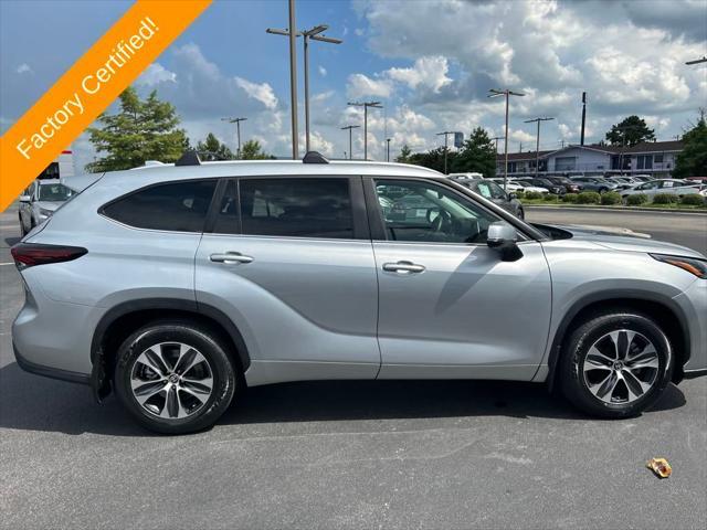 used 2024 Toyota Highlander car, priced at $39,500
