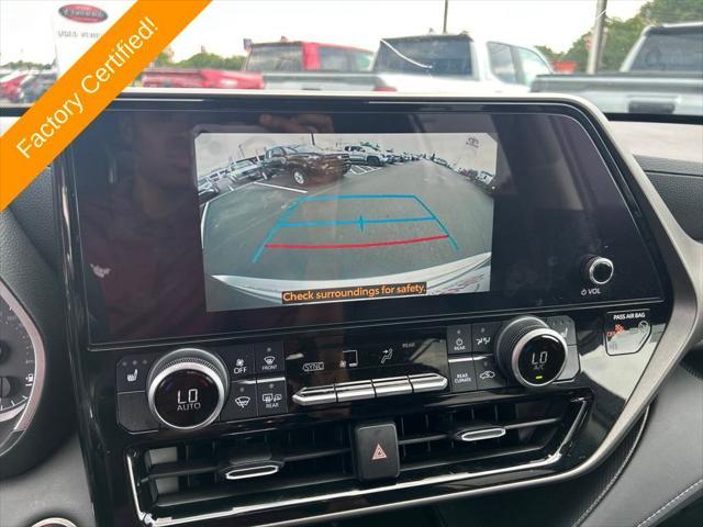 used 2024 Toyota Highlander car, priced at $39,500