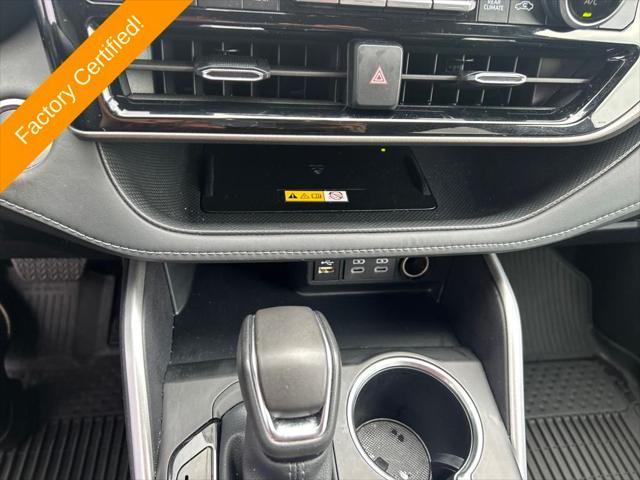 used 2024 Toyota Highlander car, priced at $39,500