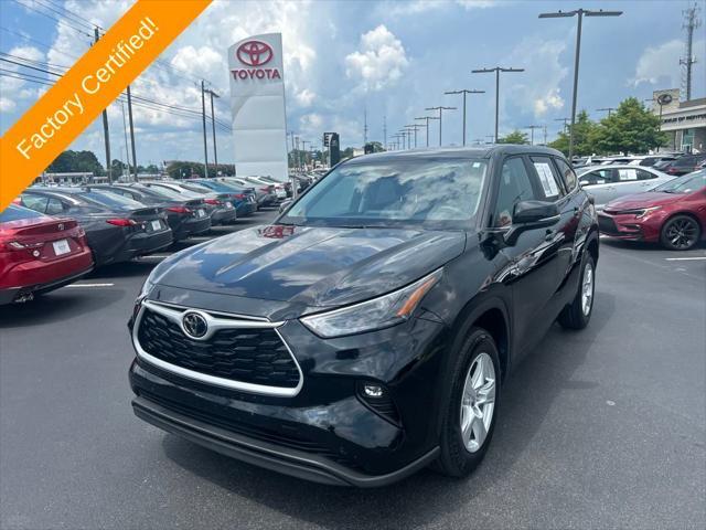used 2024 Toyota Highlander car, priced at $40,200