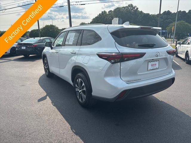 used 2024 Toyota Highlander car, priced at $43,299