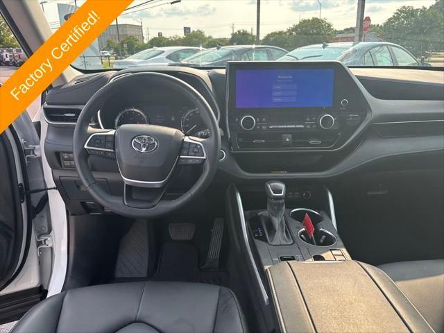 used 2024 Toyota Highlander car, priced at $43,299