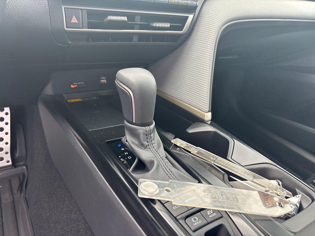 new 2025 Toyota Camry car, priced at $33,318