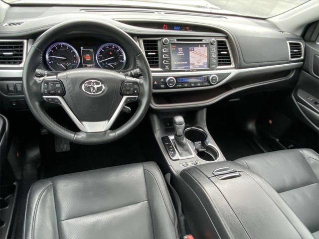 used 2019 Toyota Highlander car, priced at $30,713