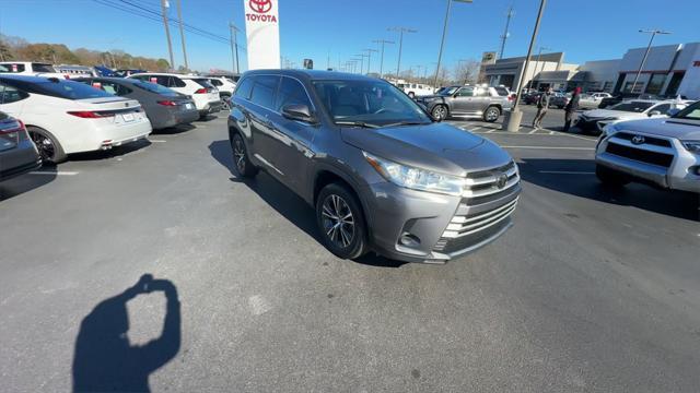 used 2018 Toyota Highlander car, priced at $20,542