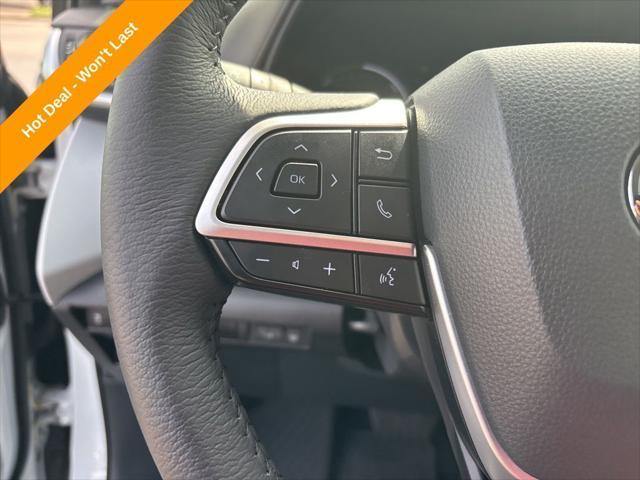 used 2025 Toyota Sienna car, priced at $46,500
