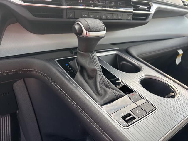 used 2025 Toyota Sienna car, priced at $47,698