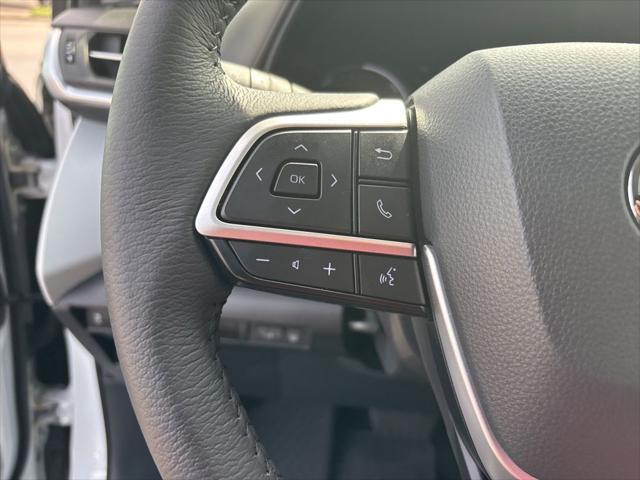 used 2025 Toyota Sienna car, priced at $47,698