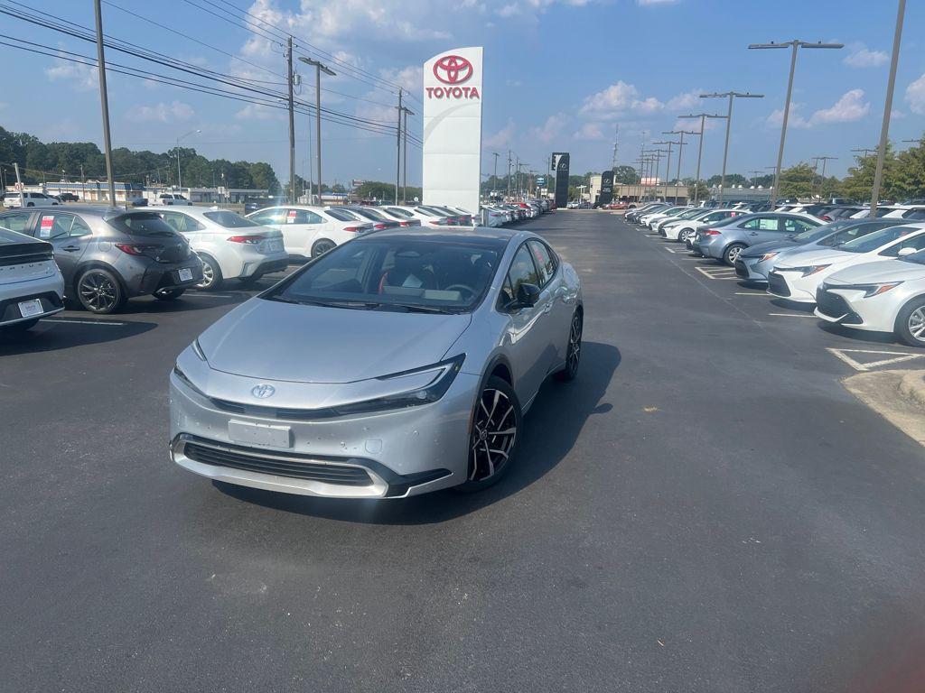 new 2026 Toyota Prius Plug-In Hybrid car, priced at $44,582