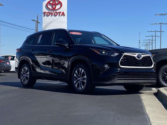 used 2023 Toyota Highlander car, priced at $41,496