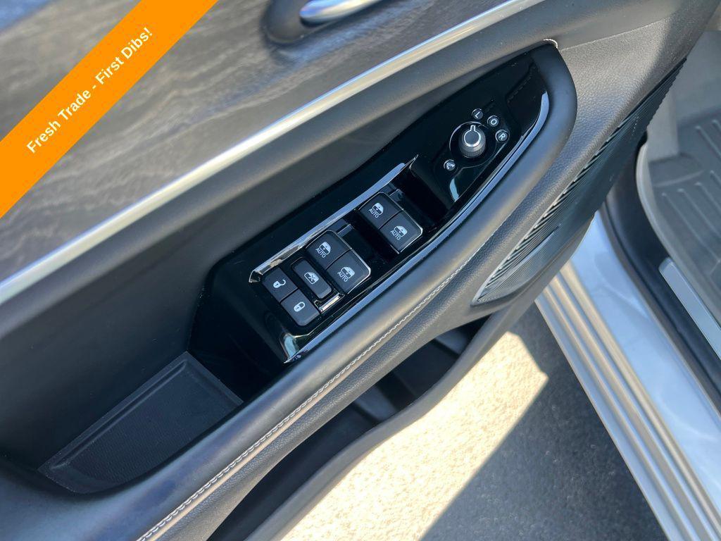 used 2021 Jeep Grand Cherokee L car, priced at $34,900