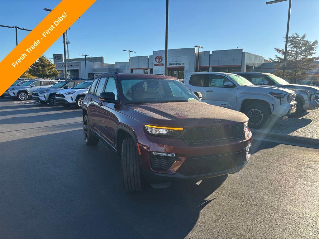 used 2025 Jeep Grand Cherokee car, priced at $40,100