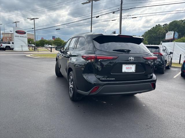 used 2024 Toyota Highlander car, priced at $42,387