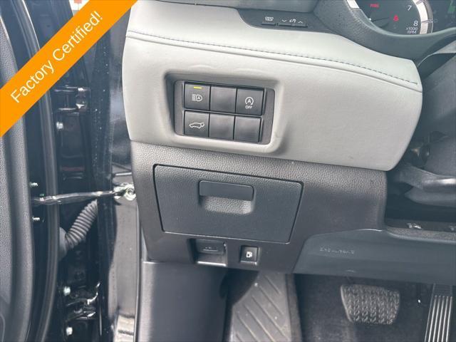used 2024 Toyota Highlander car, priced at $43,499