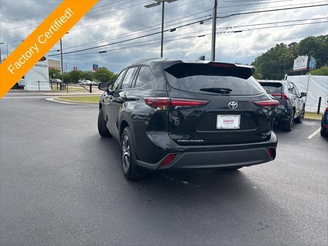 used 2024 Toyota Highlander car, priced at $43,499