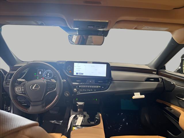 new 2025 Lexus ES 300h car, priced at $56,184