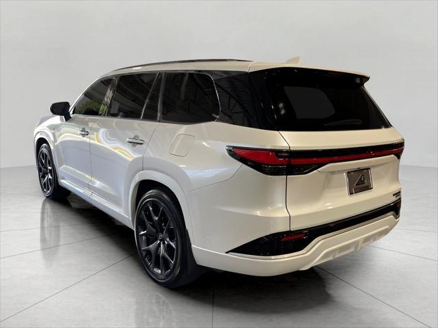 new 2025 Lexus TX 500h car, priced at $74,250