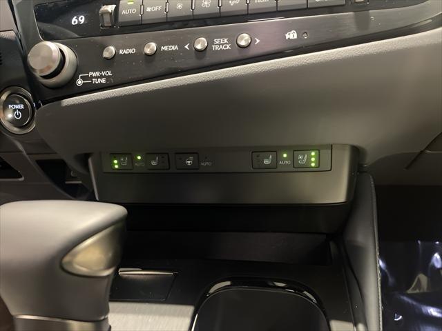 new 2025 Lexus ES 300h car, priced at $49,469
