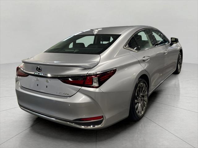 used 2025 Lexus ES 300h car, priced at $51,496