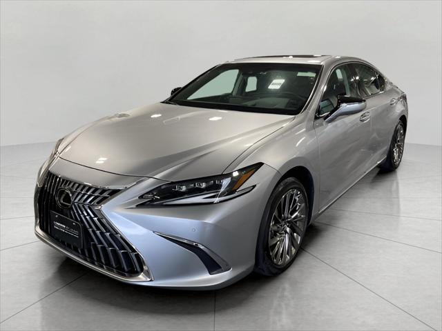 used 2025 Lexus ES 300h car, priced at $51,496