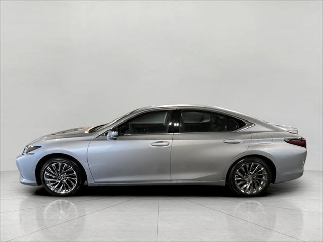 used 2025 Lexus ES 300h car, priced at $51,496