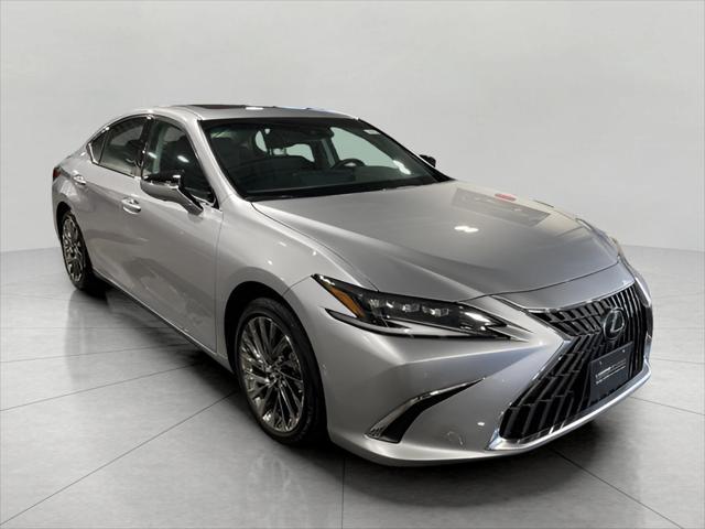 used 2025 Lexus ES 300h car, priced at $51,496