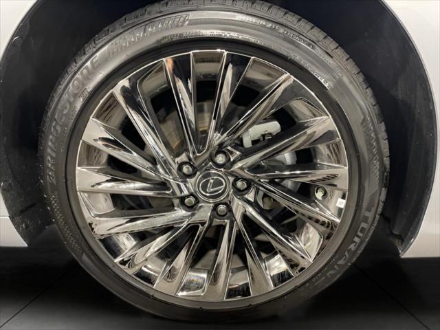 used 2025 Lexus ES 300h car, priced at $51,496