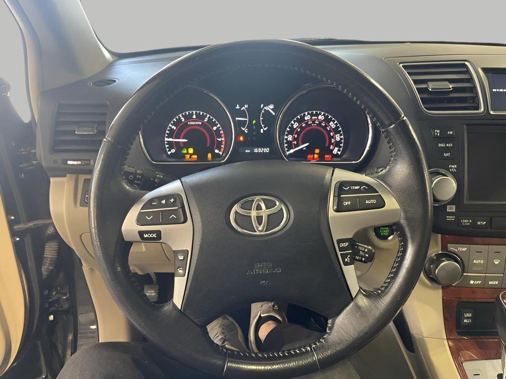 used 2012 Toyota Highlander car, priced at $11,874