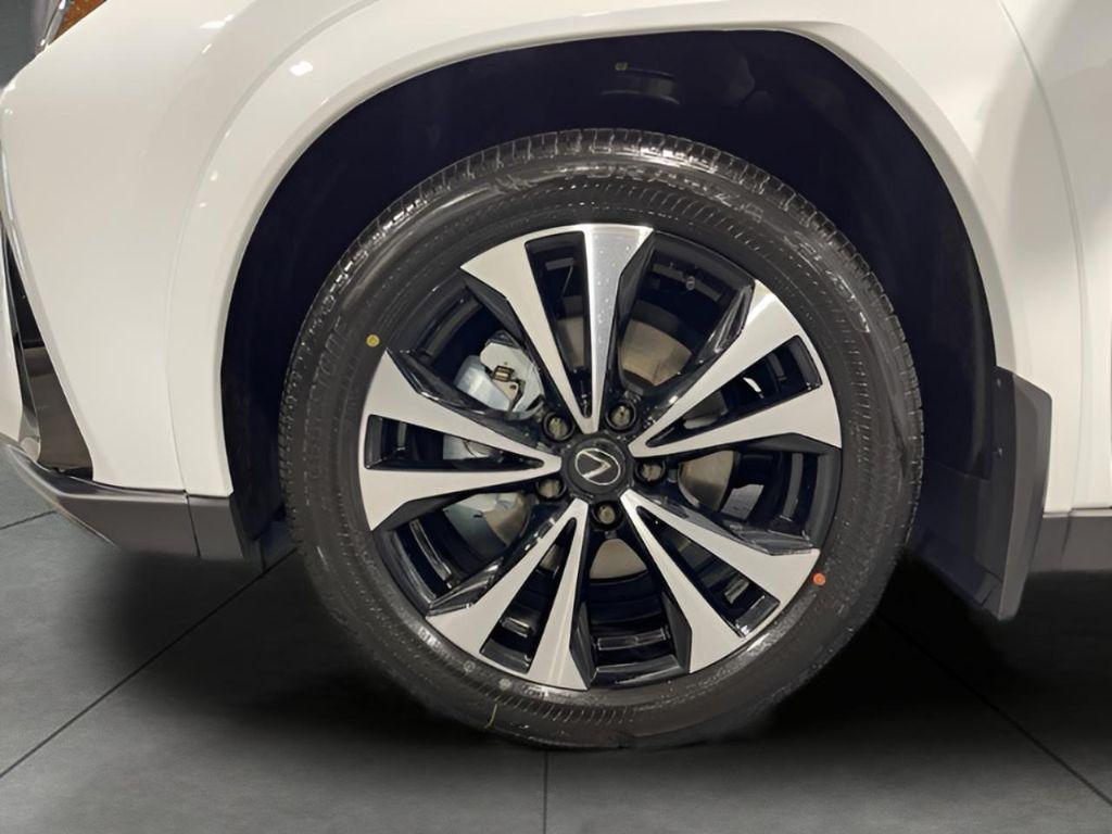 new 2025 Lexus UX 300h car, priced at $45,420