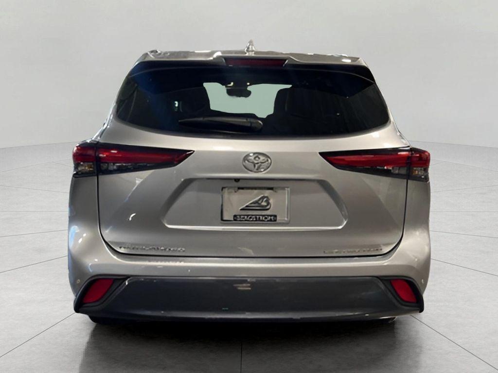 used 2023 Toyota Highlander car, priced at $41,859