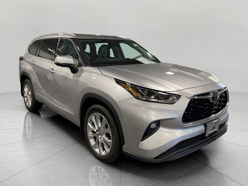 used 2023 Toyota Highlander car, priced at $41,859