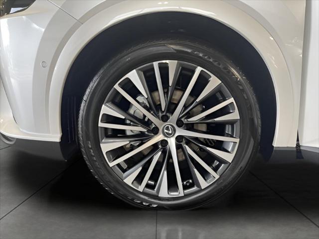 new 2025 Lexus RX 350 car, priced at $61,720