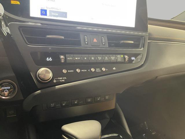 new 2025 Lexus ES 300h car, priced at $55,324