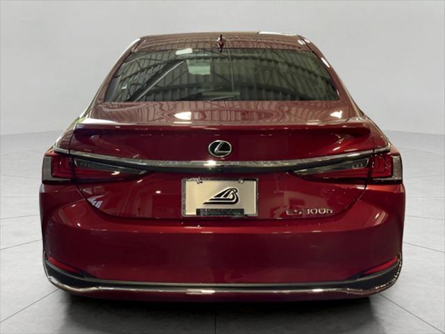 new 2025 Lexus ES 300h car, priced at $55,324