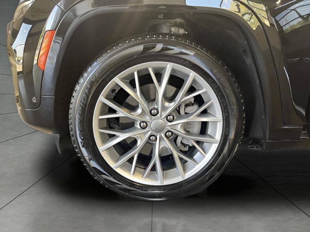 used 2022 Jeep Grand Cherokee 4xe car, priced at $36,546