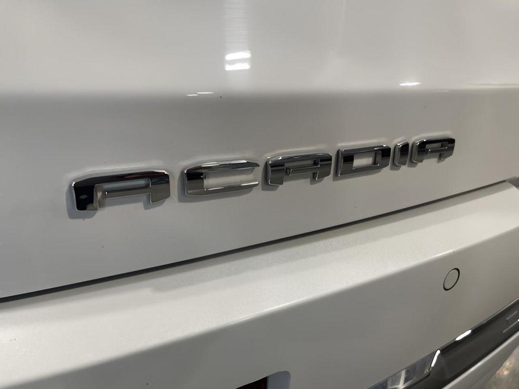 used 2022 GMC Acadia car, priced at $31,874