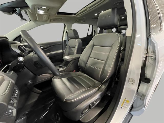 used 2022 GMC Acadia car, priced at $32,995