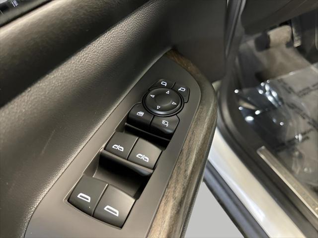 used 2022 GMC Acadia car, priced at $32,995