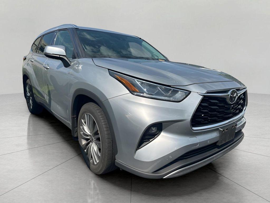 used 2020 Toyota Highlander car, priced at $32,485