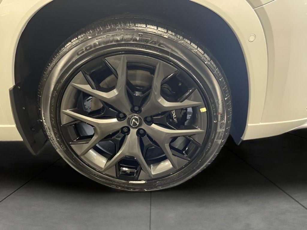 new 2025 Lexus TX 500h car, priced at $72,847
