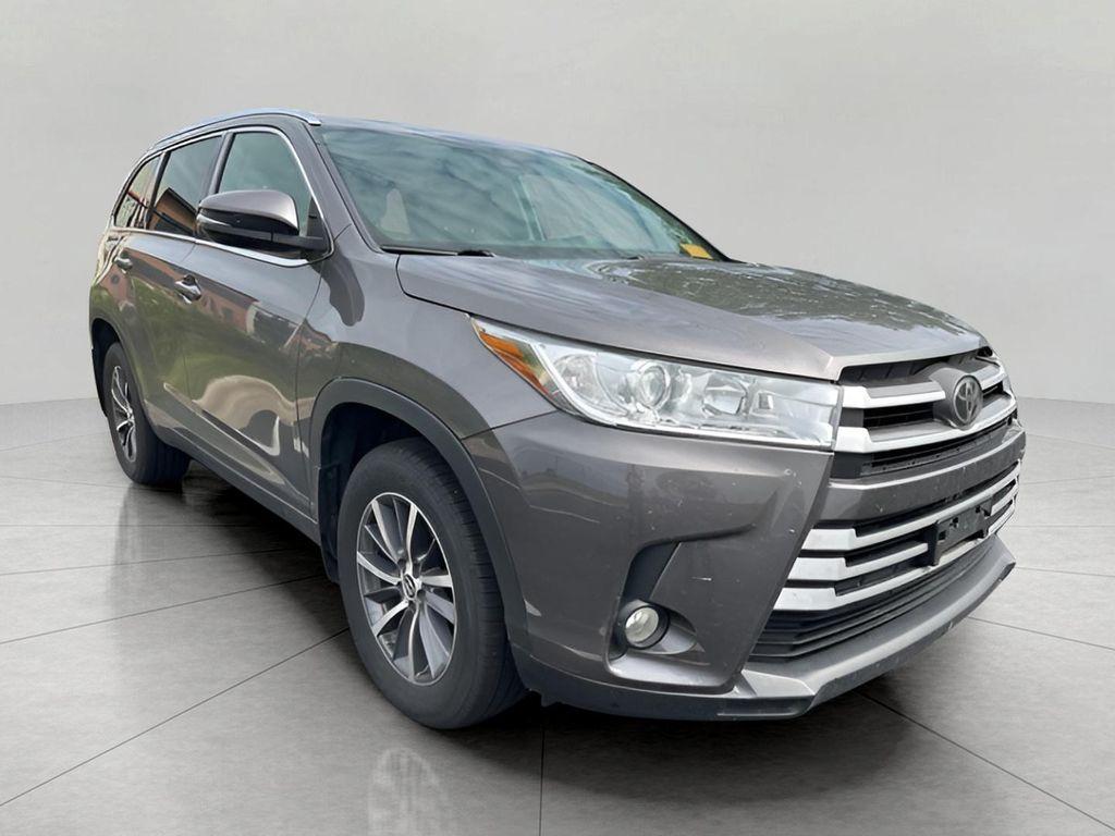used 2018 Toyota Highlander car, priced at $21,990