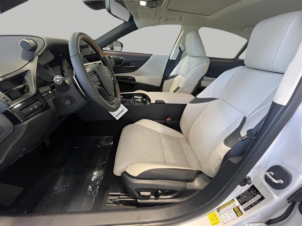 new 2025 Lexus ES 300h car, priced at $55,899