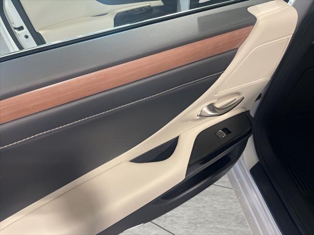 new 2025 Lexus ES 350 car, priced at $47,449