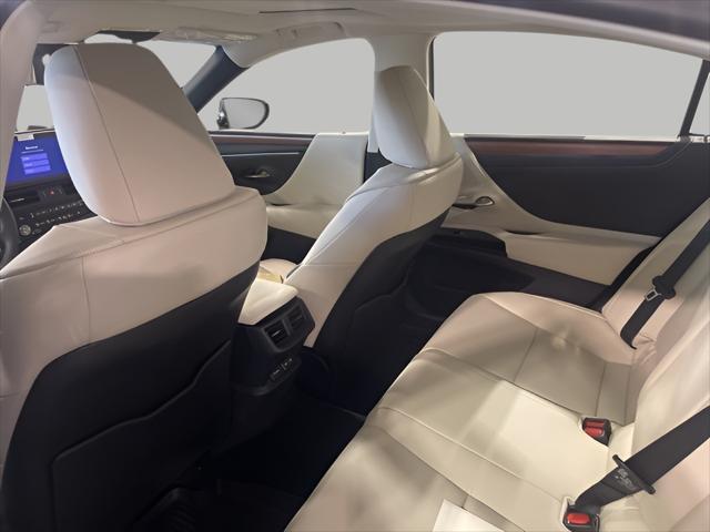 new 2025 Lexus ES 350 car, priced at $47,449