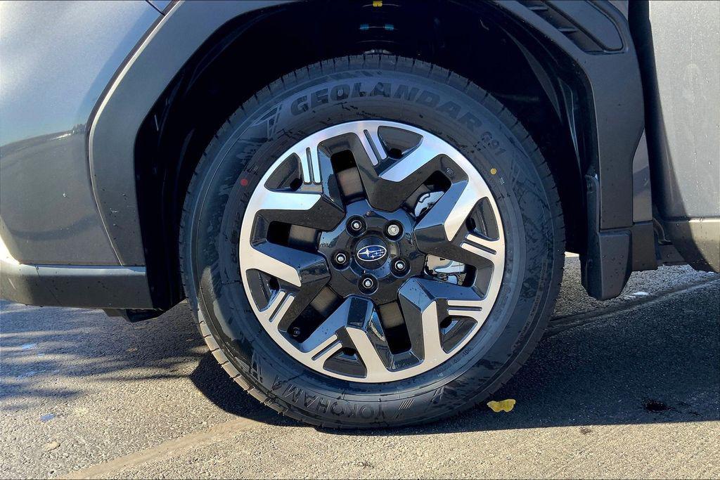 new 2025 Subaru Forester car, priced at $35,420